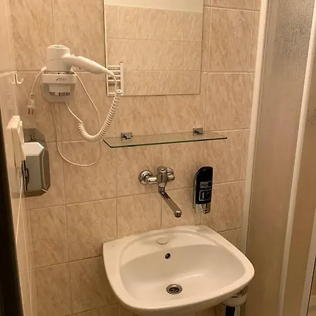 Violet Penzión pre hostí *